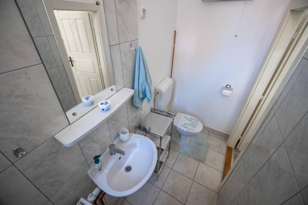 Apartman Gaudeamus Apartment Varazdin Ngoại thất bức ảnh