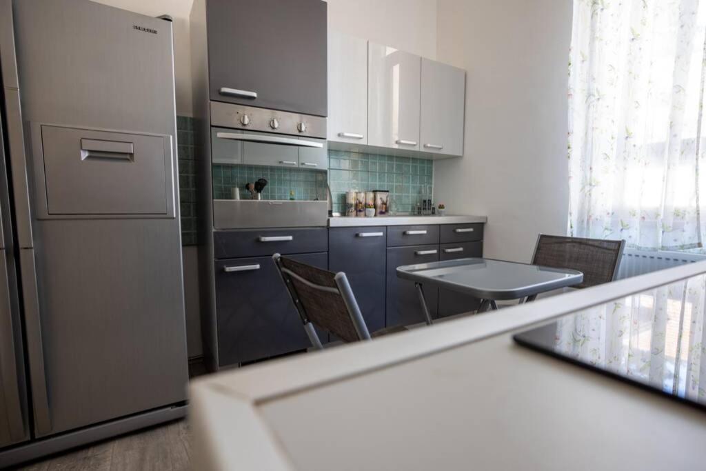 Apartman Gaudeamus Apartment Varazdin Ngoại thất bức ảnh